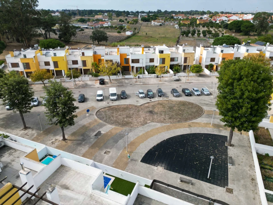 Terreno para Venda em Santo Antonio da Charneca Foto 7