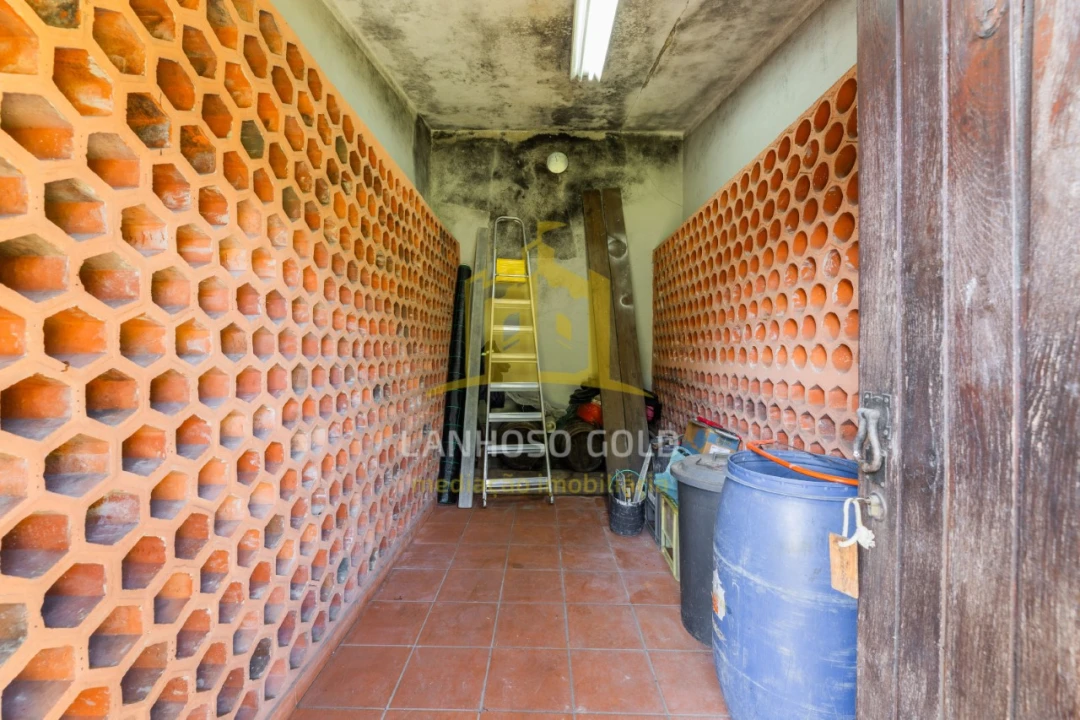 Moradia T4 para Venda em Campos e Louredo Foto 25