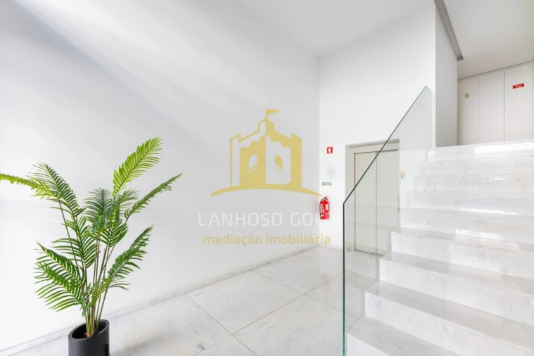 Apartamento T2 para Venda em Nogueiró e Tenões Foto 26