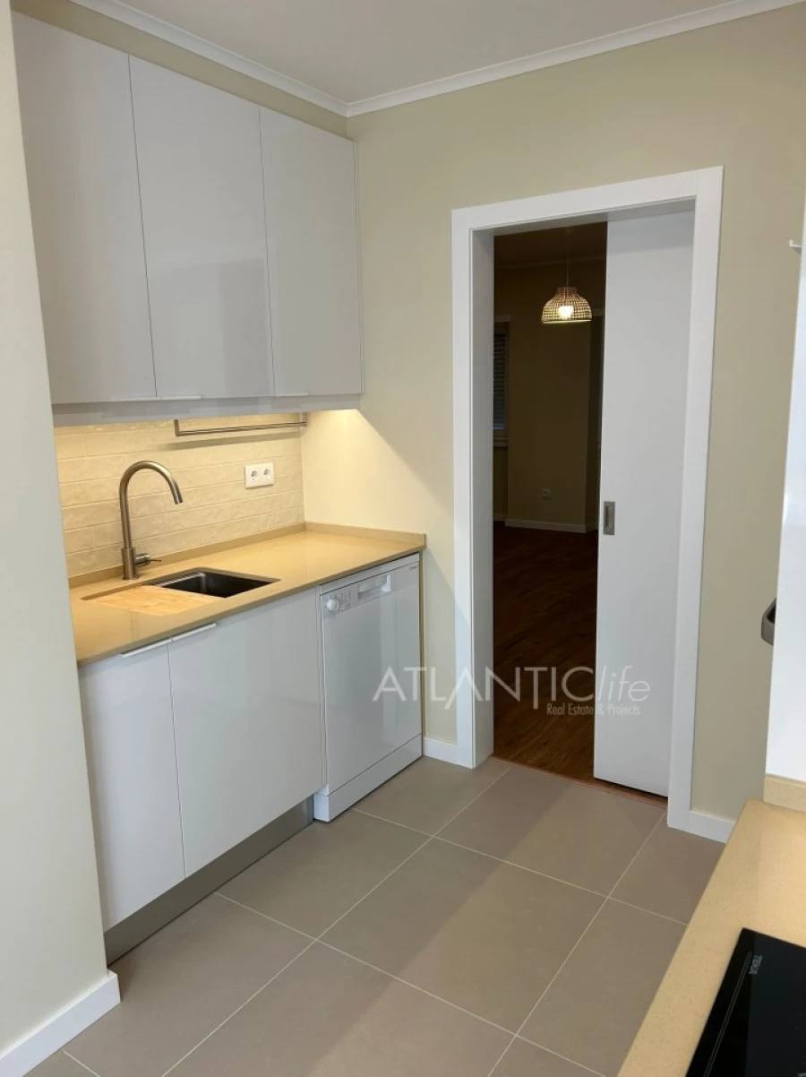 Apartamento T2 para Venda em Queluz e Belas Foto 4