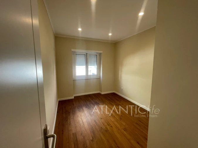 Apartamento T2 para Venda em Queluz e Belas Foto 9
