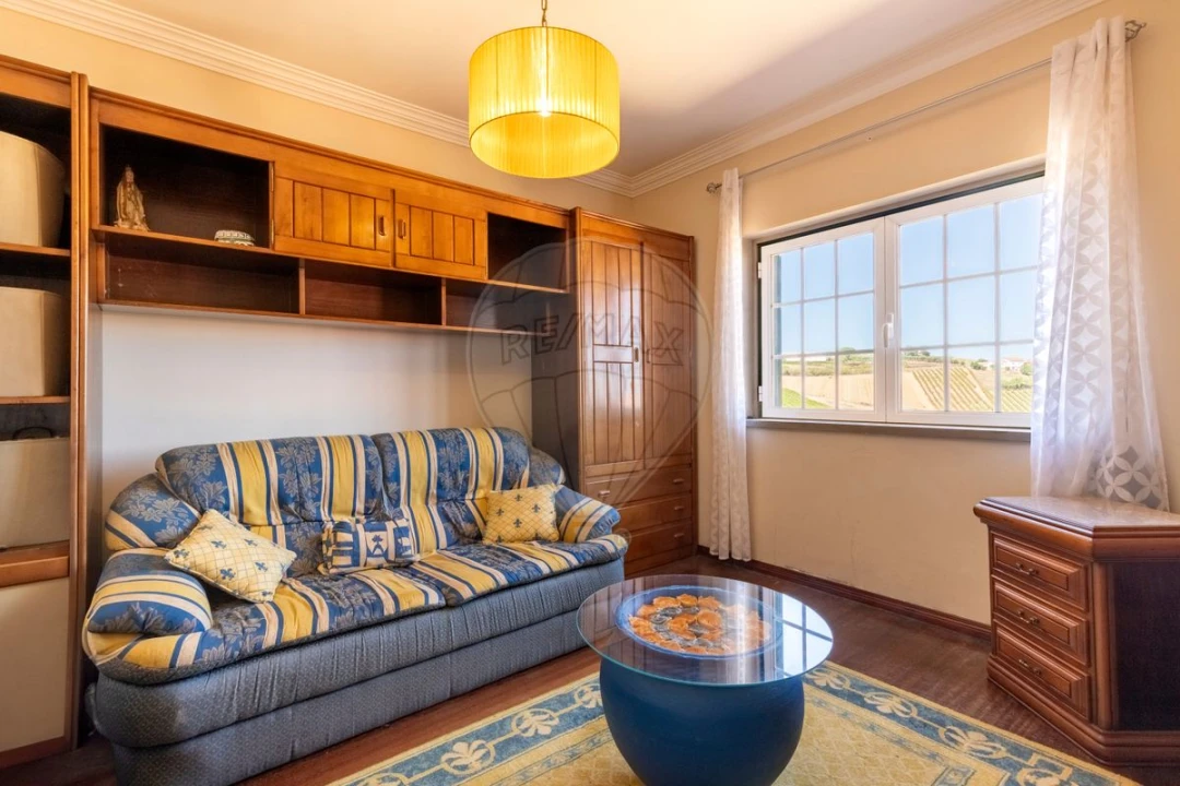 Moradia T5 para Venda em Ventosa Foto 10