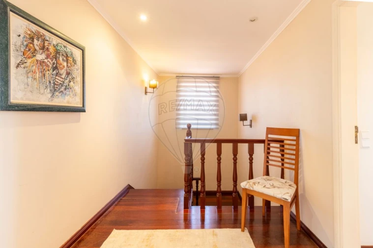 Moradia T5 para Venda em Ventosa Foto 27