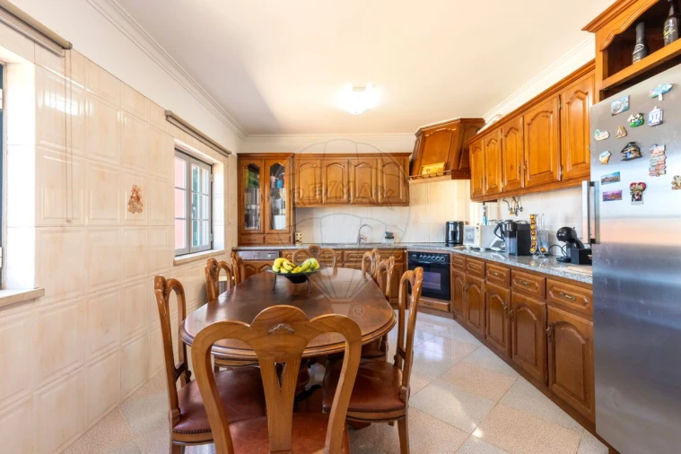 Moradia T5 para Venda em Ventosa Foto 7