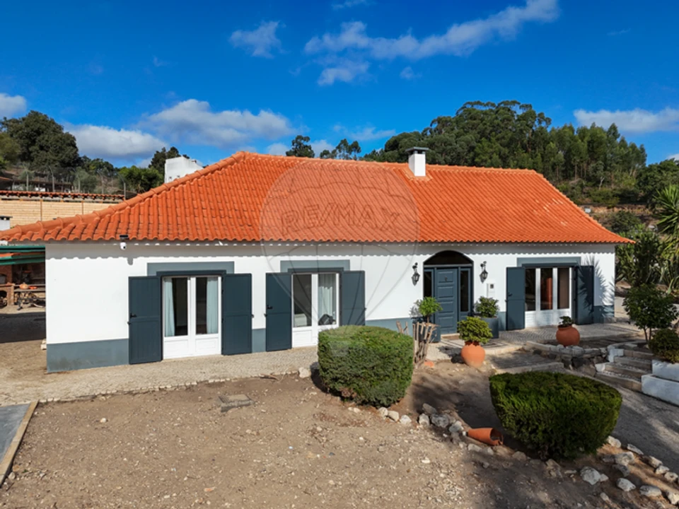 Quinta T3 para Venda em Lousa Foto 4