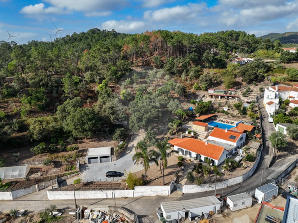 Quinta T3 para Venda em Lousa Foto 7