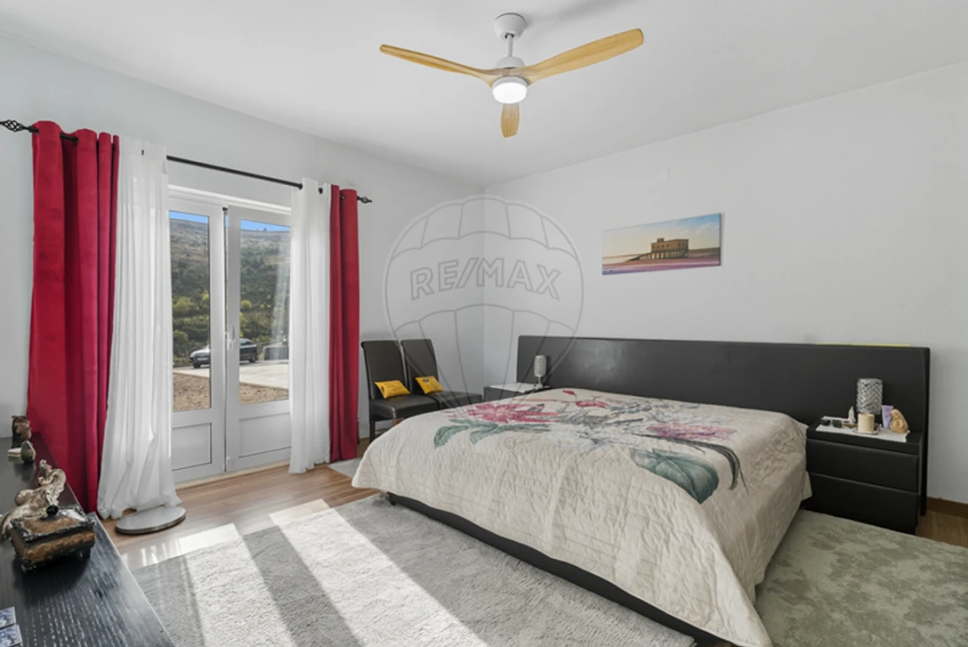 Quinta T3 para Venda em Lousa Foto 43