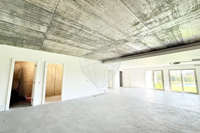 Moradia T4 para Venda em Atouguia da Baleia