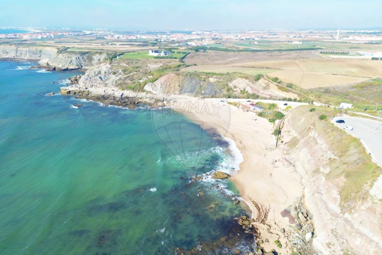 Moradia T3 para Venda em Atouguia da Baleia Foto 3