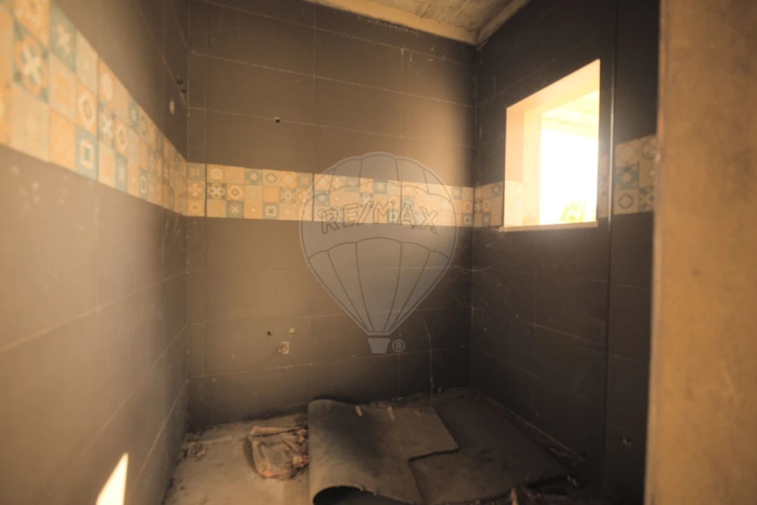 Moradia T3 para Venda em Moita Foto 5