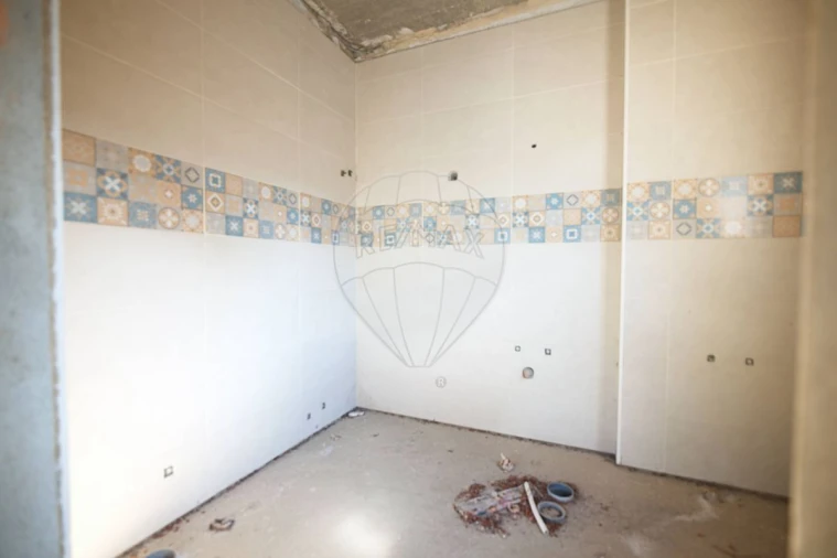 Moradia T3 para Venda em Moita Foto 2