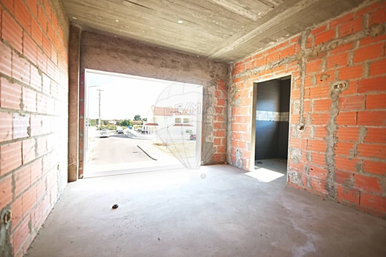 Moradia T3 para Venda em Moita Foto 3