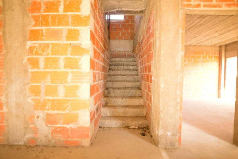 Moradia T3 para Venda em Moita Foto 8