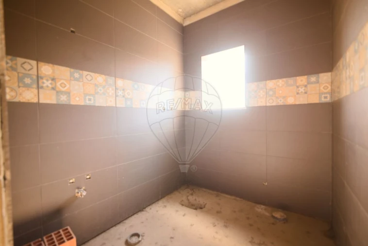 Moradia T3 para Venda em Moita Foto 16