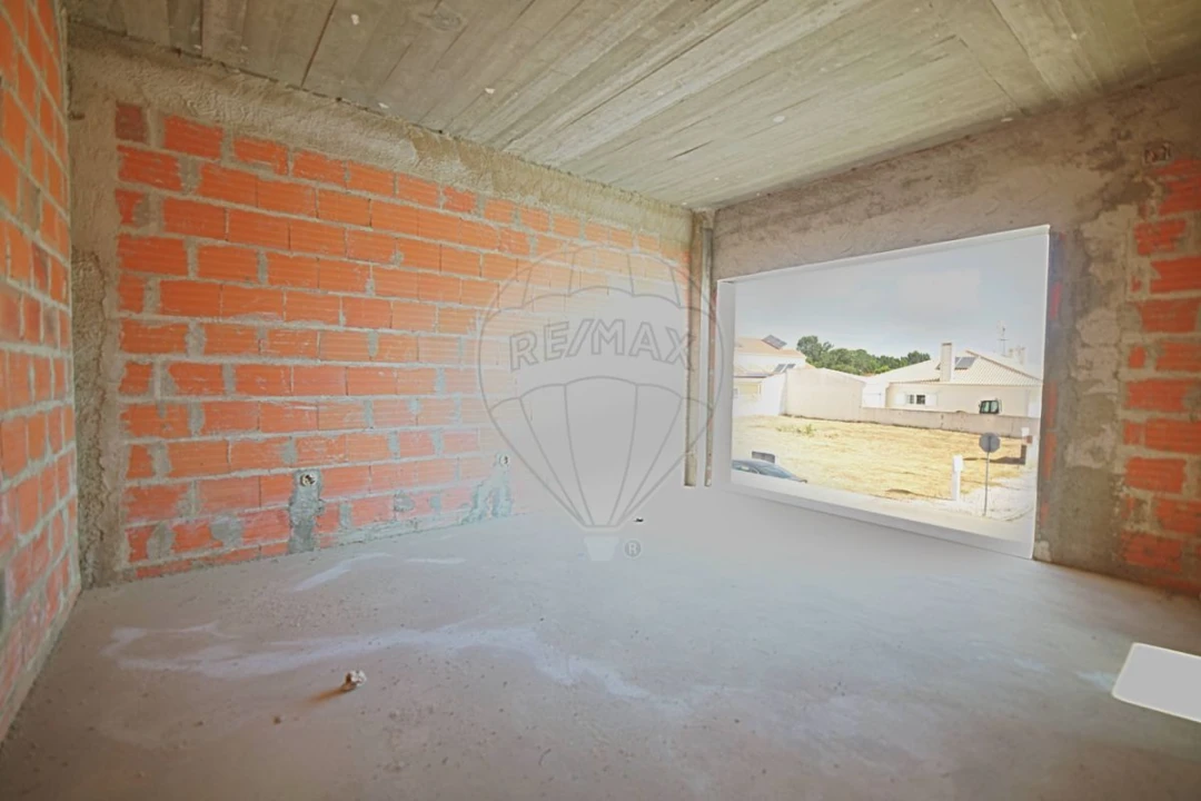 Moradia T3 para Venda em Moita Foto 4