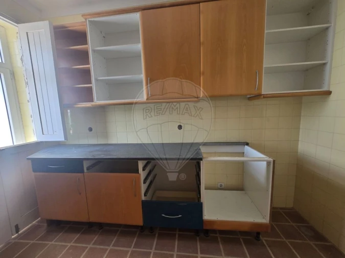 Apartamento T5 para Venda em Armação de Pera Foto 4