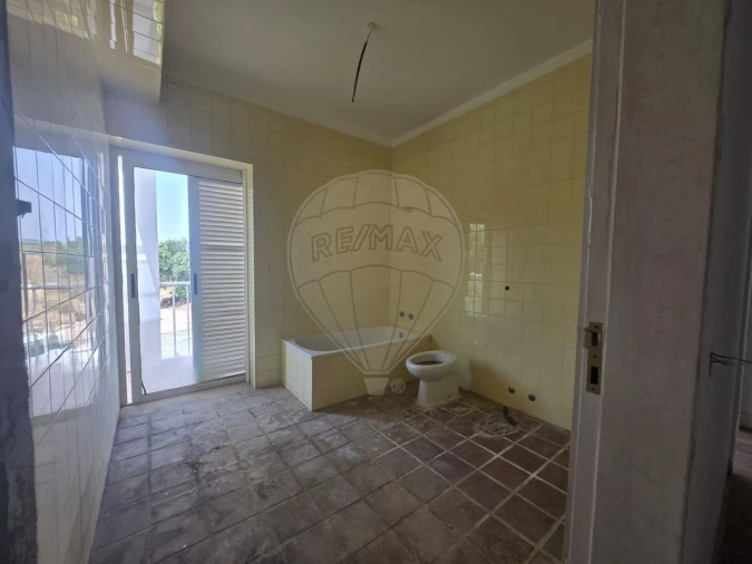 Apartamento T5 para Venda em Armação de Pera Foto 14