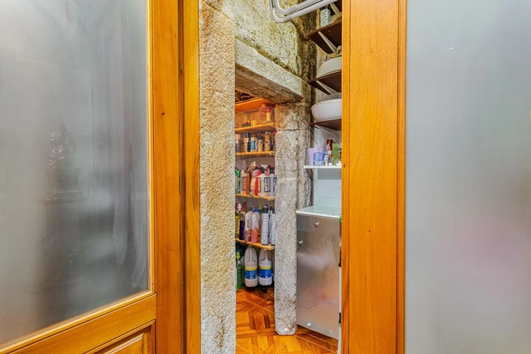 Apartamento T2 para Venda em Cedofeita, Santo Ildefonso, Sé, Miragaia, São Nicolau e Vitória Foto 17