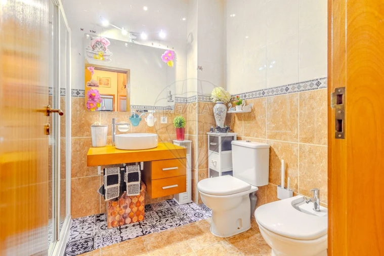 Apartamento T2 para Venda em Cedofeita, Santo Ildefonso, Sé, Miragaia, São Nicolau e Vitória Foto 23