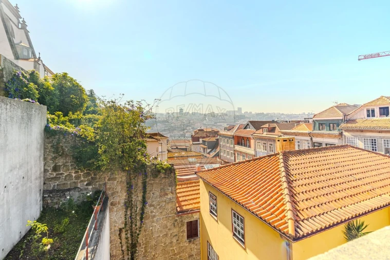Apartamento T2 para Venda em Cedofeita, Santo Ildefonso, Sé, Miragaia, São Nicolau e Vitória Foto 27