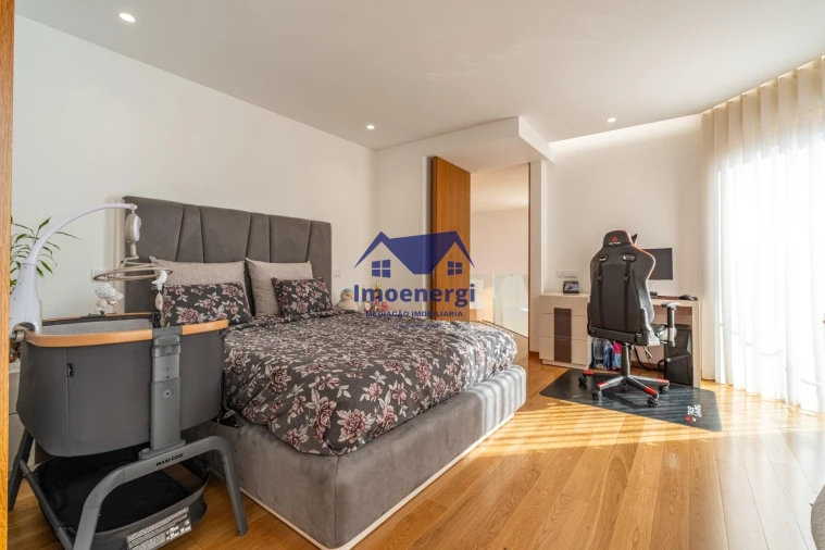 Moradia T4 para Venda em Póvoa de Varzim, Beiriz e Argivai Foto 19