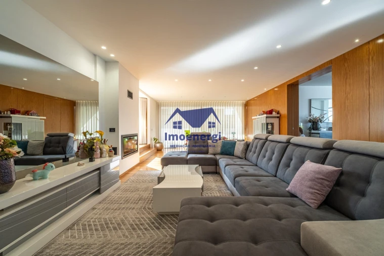 Moradia T4 para Venda em Póvoa de Varzim, Beiriz e Argivai Foto 2