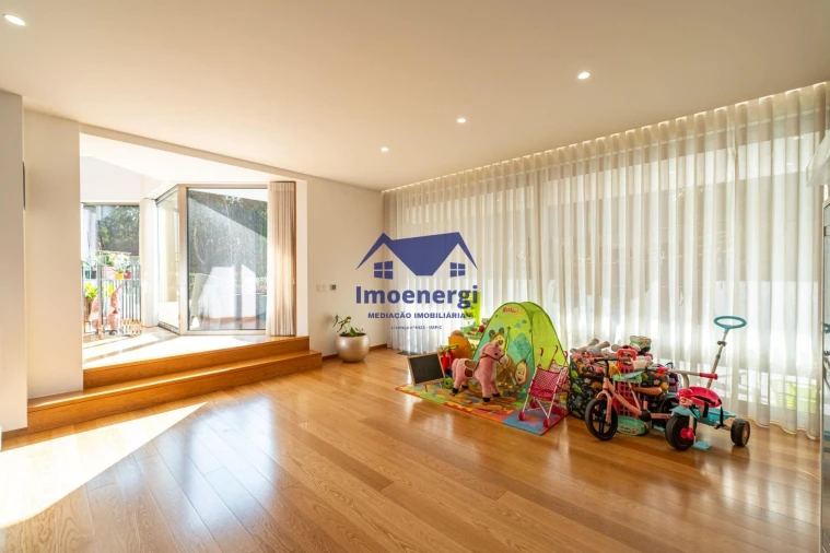 Moradia T4 para Venda em Póvoa de Varzim, Beiriz e Argivai Foto 4