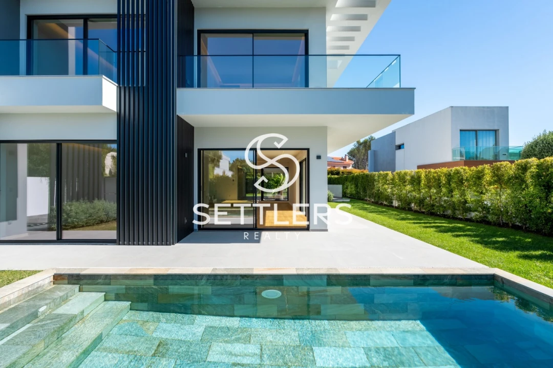 Moradia T7 para Venda em Cascais e Estoril Foto 1