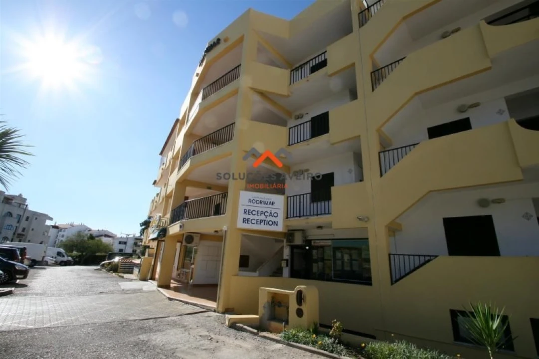 Apartamento T1 para Venda em Albufeira e Olhos de Água Foto 11