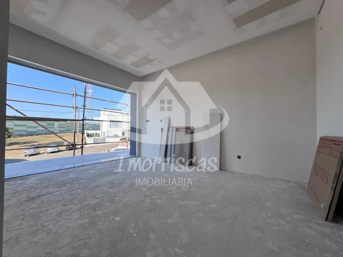 Moradia T4 para Venda em Santa Iria de Azoia, São João da Talha e Bobadela Foto 21