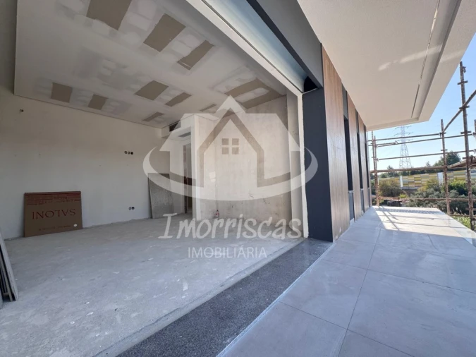 Moradia T4 para Venda em Santa Iria de Azoia, São João da Talha e Bobadela Foto 23