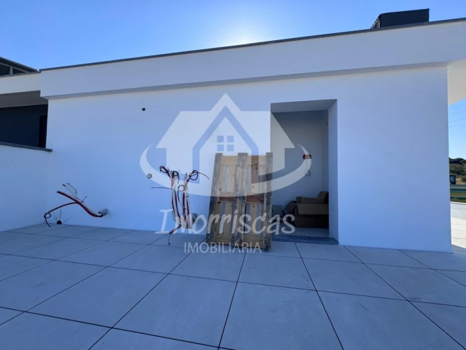 Moradia T4 para Venda em Santa Iria de Azoia, São João da Talha e Bobadela Foto 39