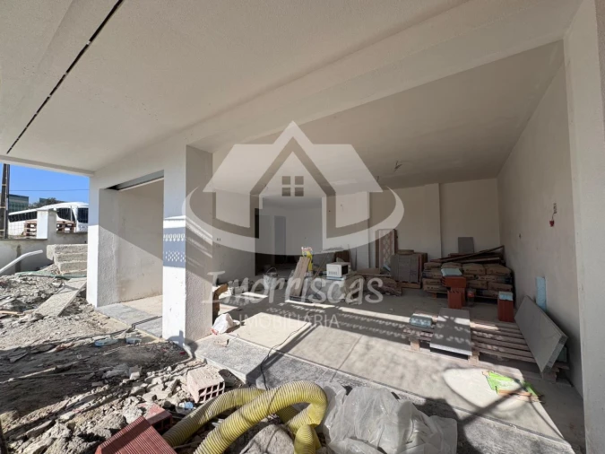 Moradia T4 para Venda em Santa Iria de Azoia, São João da Talha e Bobadela Foto 26