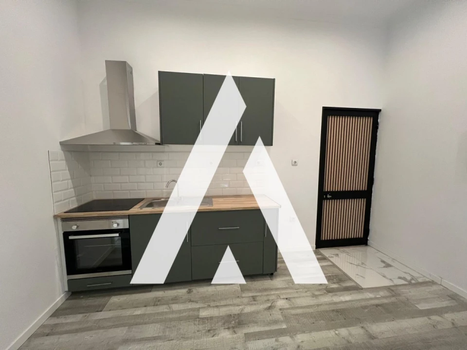 Apartamento T2 para Venda em Braga (Maximinos, Sé e Cividade) Foto 2