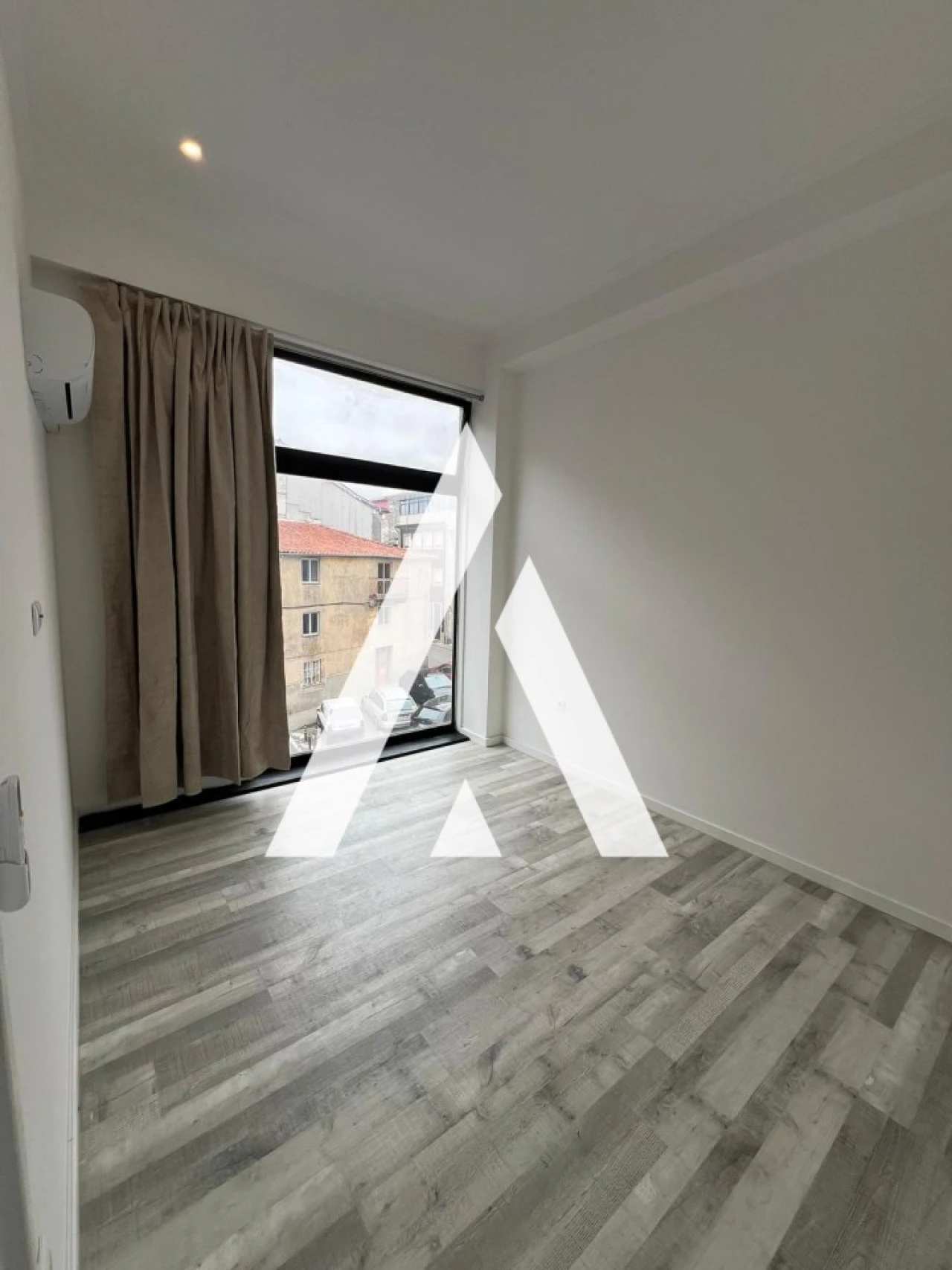 Apartamento T2 para Venda em Braga (Maximinos, Sé e Cividade) Foto 6