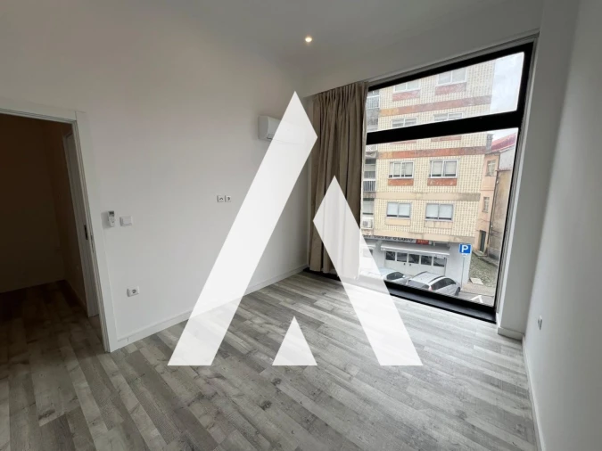 Apartamento T2 para Venda em Braga (Maximinos, Sé e Cividade) Foto 7