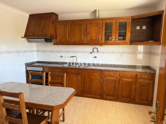 Apartamento T2 para Arrendamento em Varzea Foto 3