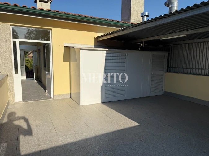 Apartamento T2 para Arrendamento em Varzea Foto 13