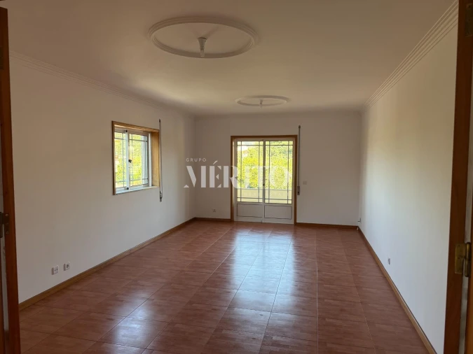 Apartamento T2 para Arrendamento em Varzea Foto 11