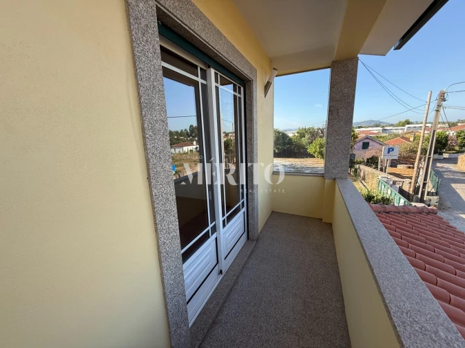 Apartamento T2 para Arrendamento em Varzea Foto 4