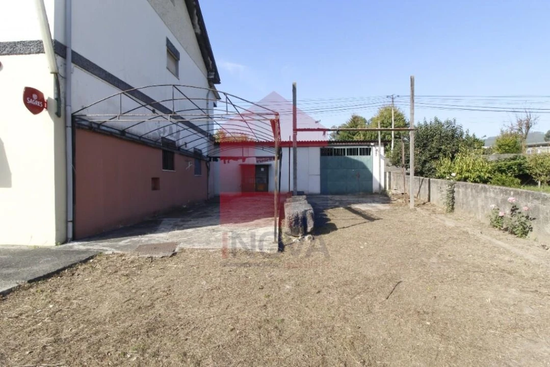 Moradia T4 para Venda em Gême Foto 20