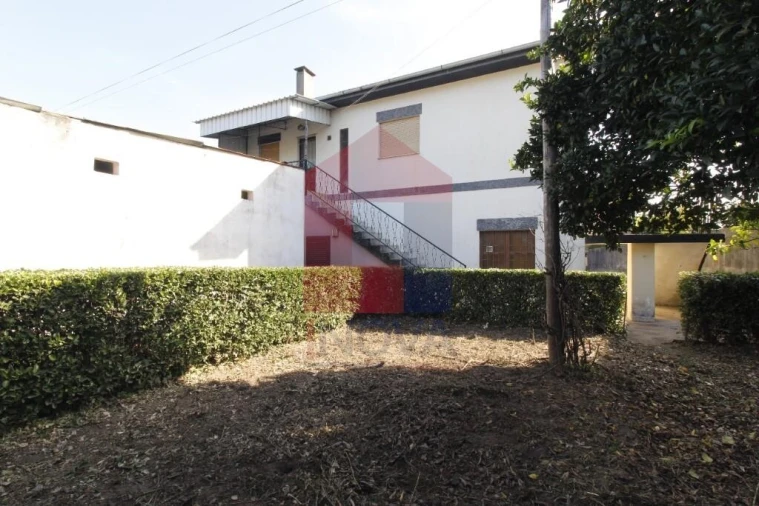 Moradia T4 para Venda em Gême Foto 24