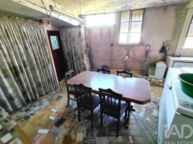 Moradia T3 para Venda em Vila e Roussas Foto 16