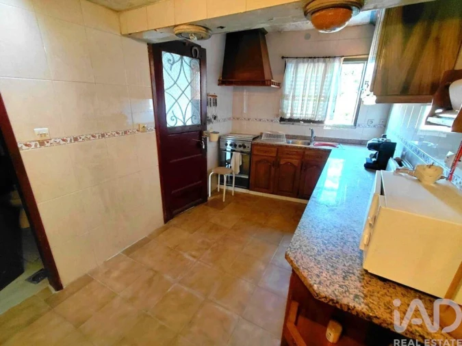 Moradia T3 para Venda em Vila e Roussas Foto 6