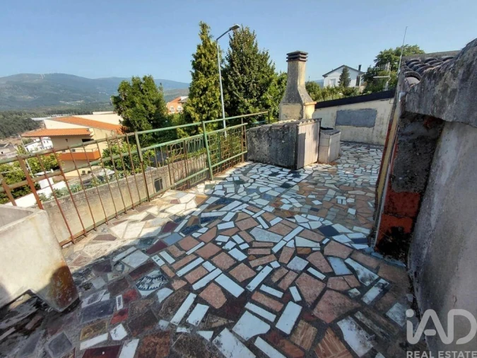 Moradia T3 para Venda em Vila e Roussas Foto 32