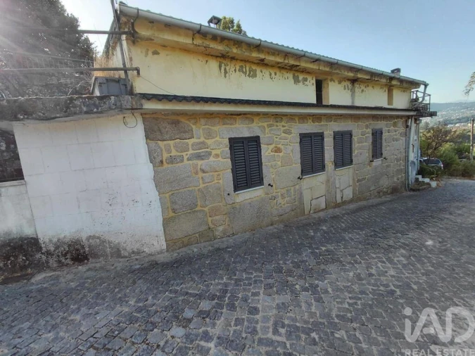 Moradia T3 para Venda em Vila e Roussas Foto 4