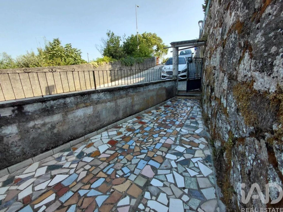 Moradia T3 para Venda em Vila e Roussas Foto 38