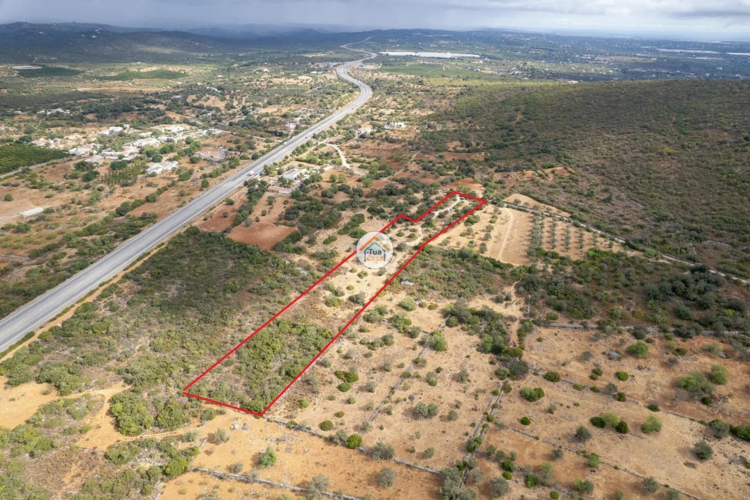 Terreno para Venda em Moncarapacho e Fuseta Foto 1