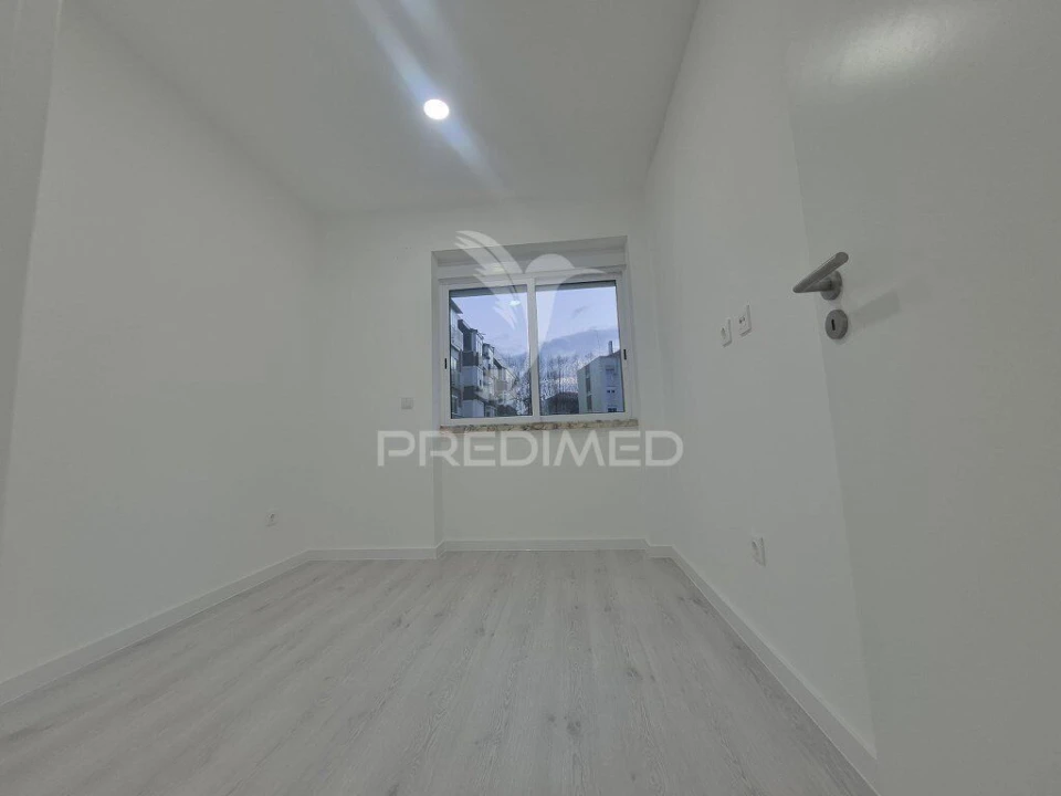 Apartamento T2 para Venda em Almada, Cova da Piedade, Pragal e Cacilhas Foto 8
