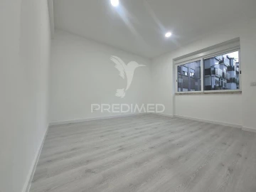 Apartamento T2 para Venda em Almada, Cova da Piedade, Pragal e Cacilhas